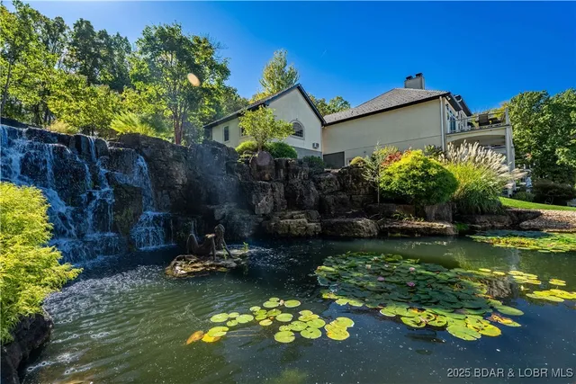 $2,450,000 | 816 Via Del Lago Drive, Sunrise Beach, MO 65079