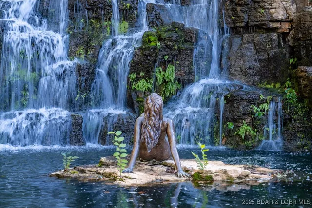 $2,450,000 | 816 Via Del Lago Drive, Sunrise Beach, MO 65079