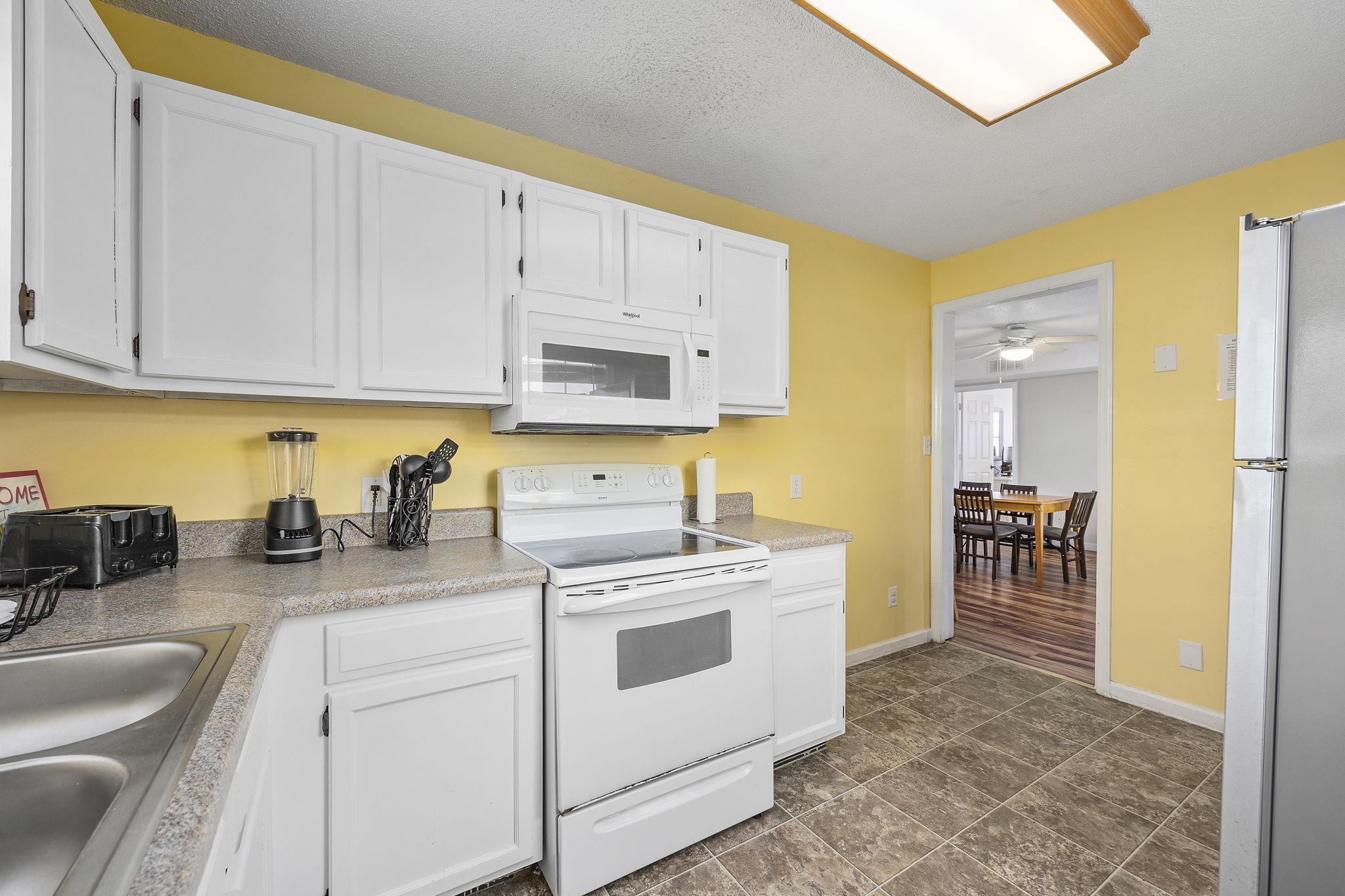 510 Ocean Boulevard South Surfside Beach, SC 29575 - Photo 23 of 40