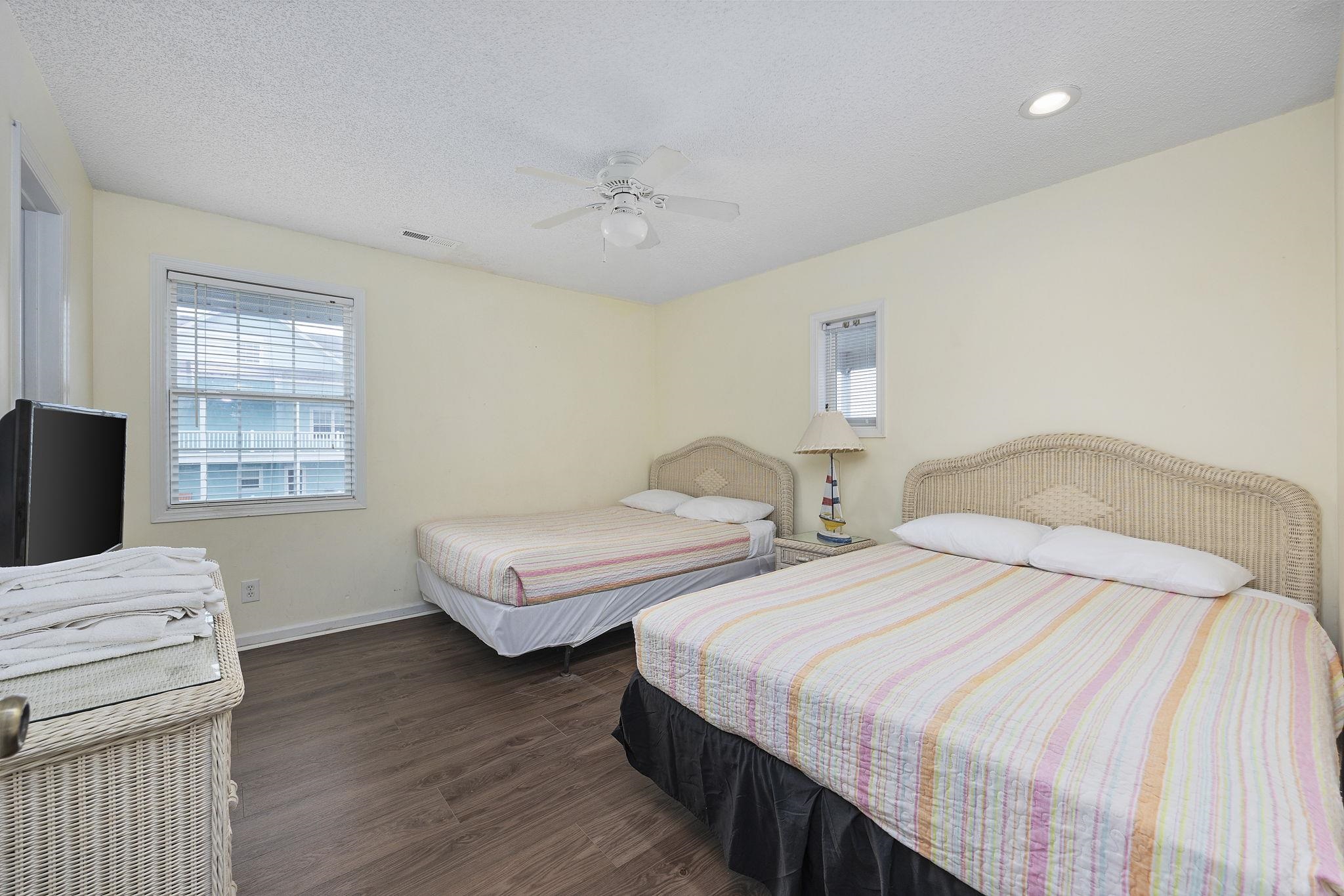 510 Ocean Boulevard South Surfside Beach, SC 29575 - Photo 26 of 40