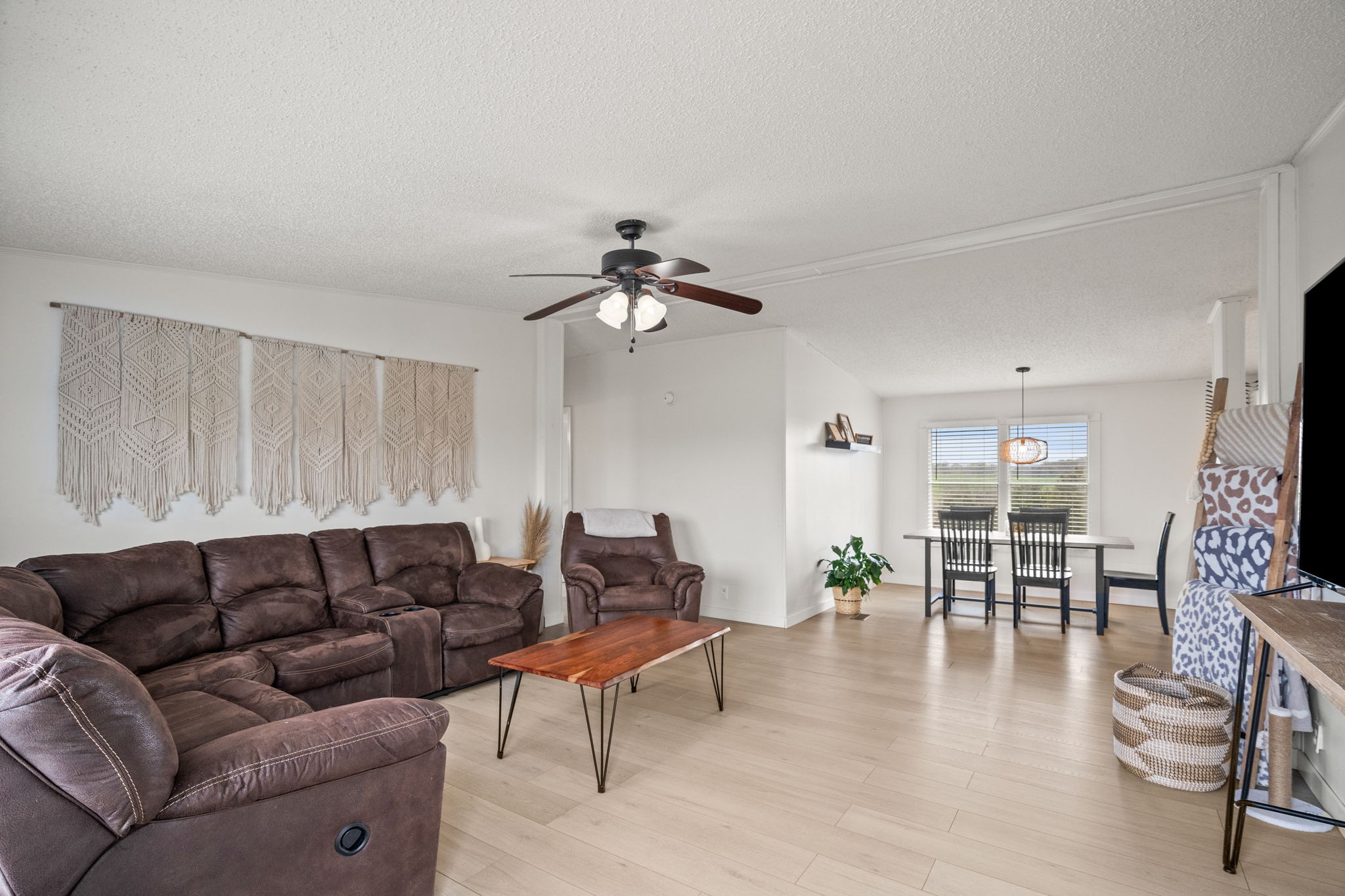 1848 Mint Springs Road Adams, TN 37010 - Photo 7 of 36 a living room with furniture and a large window