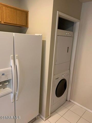 $2,700 | 2384 Archwood Lane, Unit 12, Simi Valley, CA 93063