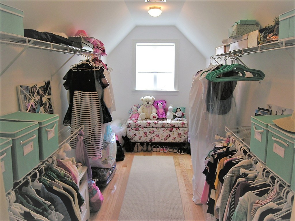 15 Bretton Road Dover, MA 02030 - Photo 18 of 30 Gallery Image 18
