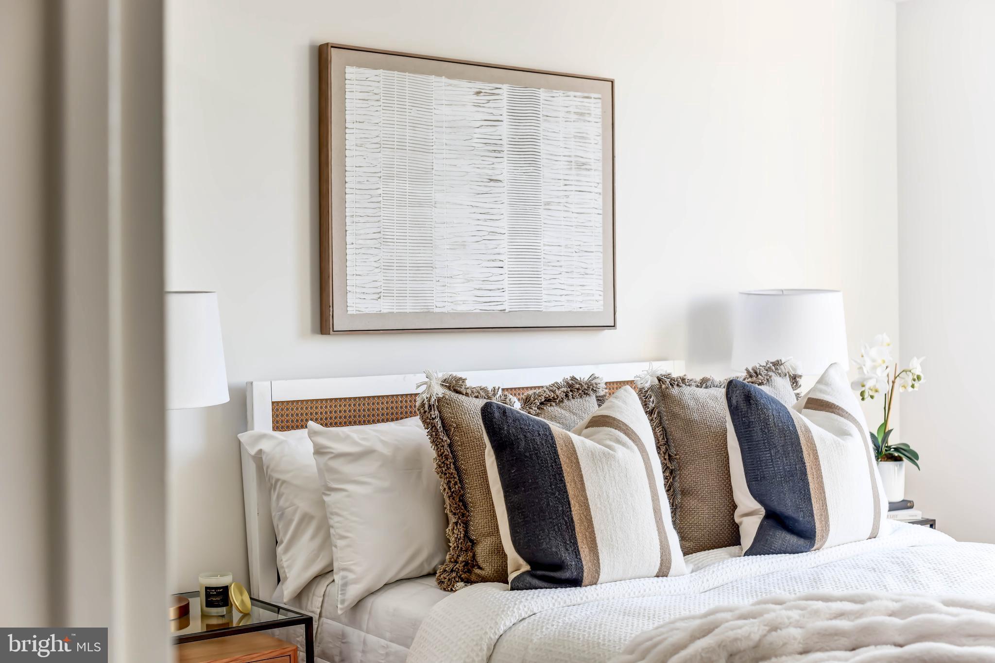 4936 Sentinel Drive, Unit 302 Bethesda, MD 20816 - Photo 32 of 52 Second Bedroom Detail