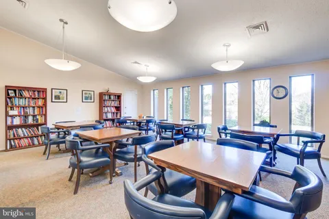 $675,000 | 4936 Sentinel Drive, Unit 302, Bethesda, MD 20816