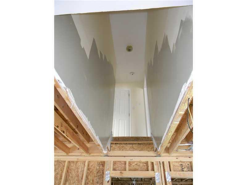 34 Sawmill Road Bradford, ME 04410 - Photo 5 of 33 Interior Space/Layout.