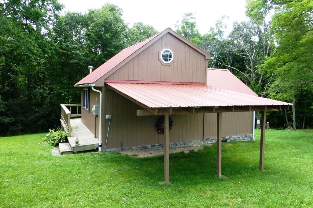 445 Lockbridge Road Meadow Bridge, WV 25976 - Photo 19 of 65 Gallery Image 19