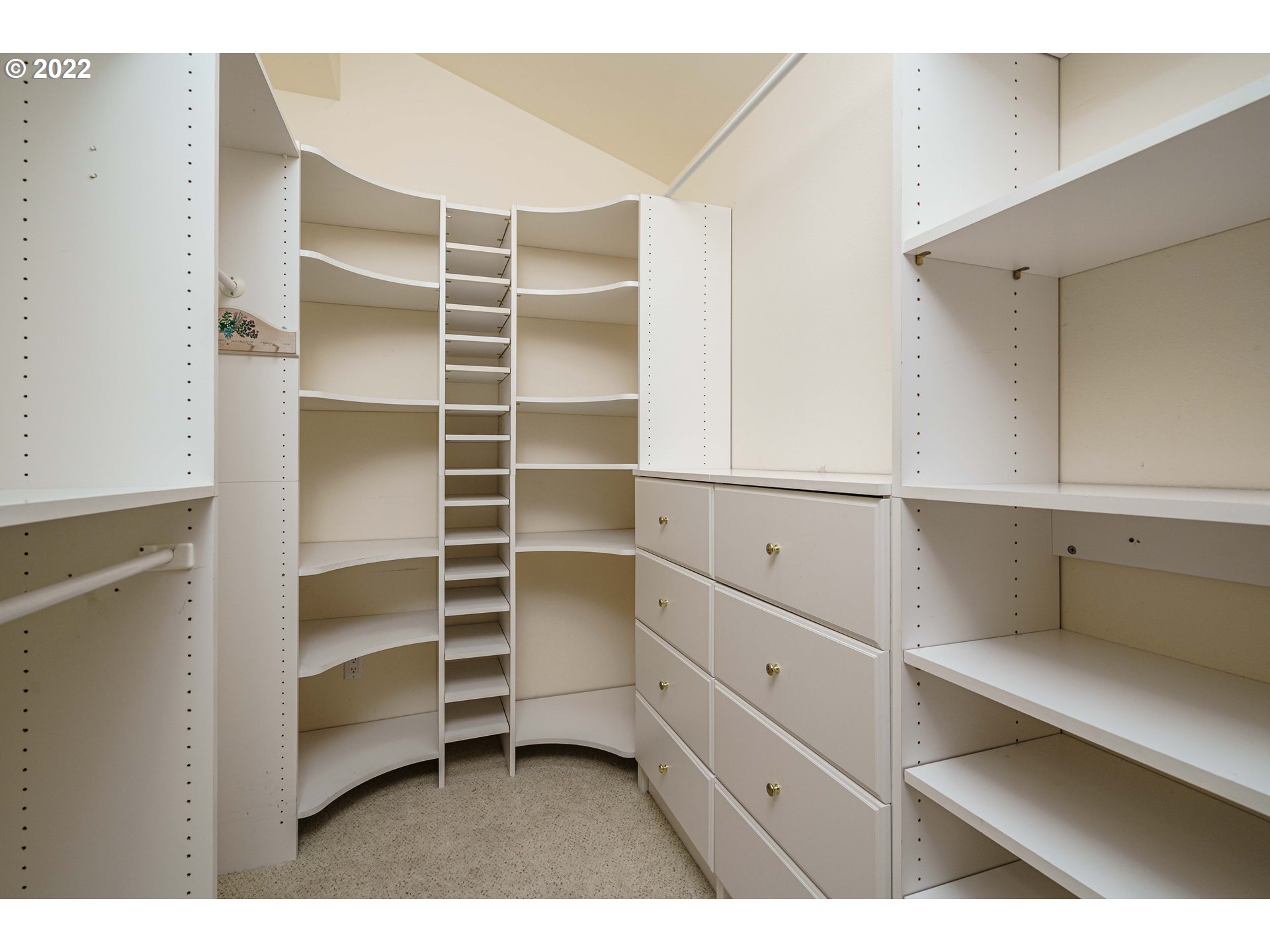 408 Streeter Road Silverlake, WA 98645 - Photo 20 of 39 Gallery Image 20