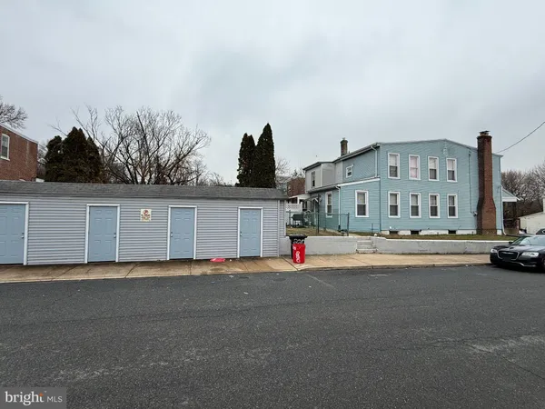 $275,000 | 220 10th Street, Brookhaven, PA 19015