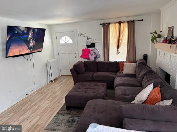 $275,000 | 220 10th Street, Brookhaven, PA 19015