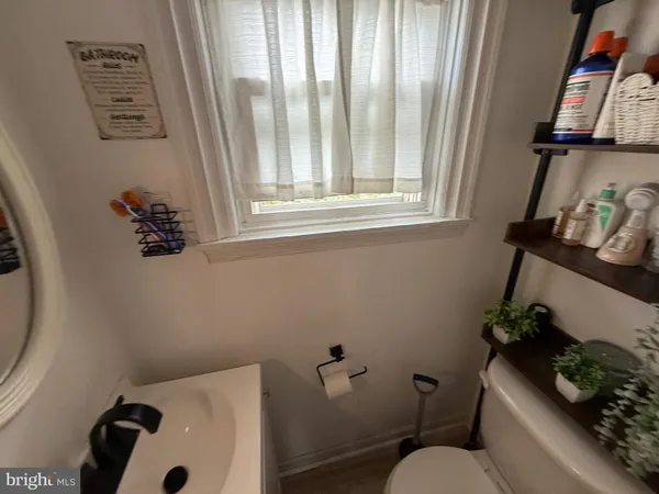 $275,000 | 220 10th Street, Brookhaven, PA 19015