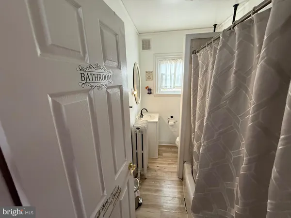 $275,000 | 220 10th Street, Brookhaven, PA 19015