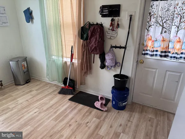 $275,000 | 220 10th Street, Brookhaven, PA 19015