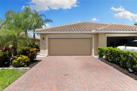 $415,000 | 2547 Vine Avenue, Naples, FL 34120