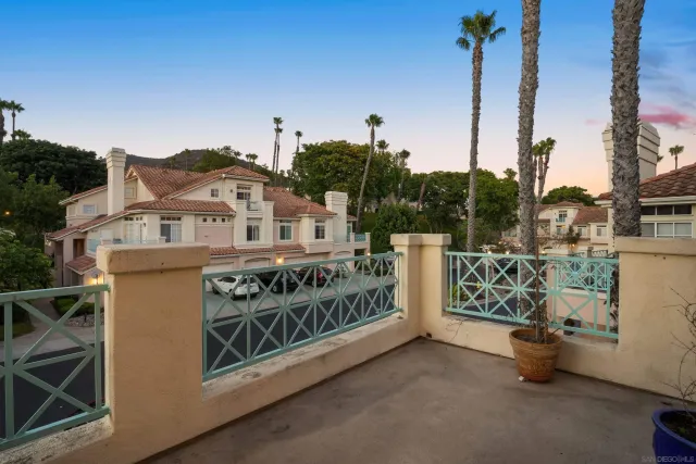 $785,000 | 12670 Springbrook Drive, Unit D, San Diego, CA 92128