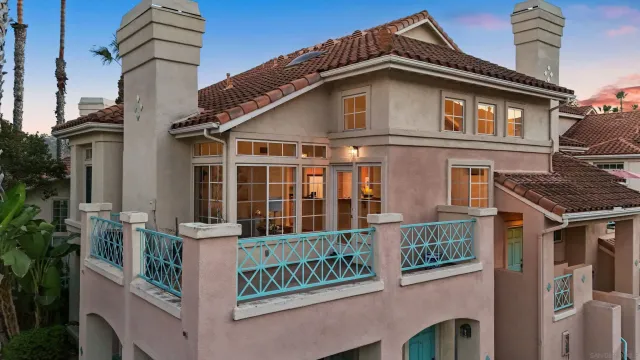 $785,000 | 12670 Springbrook Drive, Unit D, San Diego, CA 92128