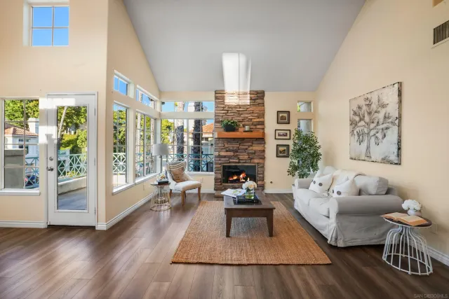 $785,000 | 12670 Springbrook Drive, Unit D, San Diego, CA 92128