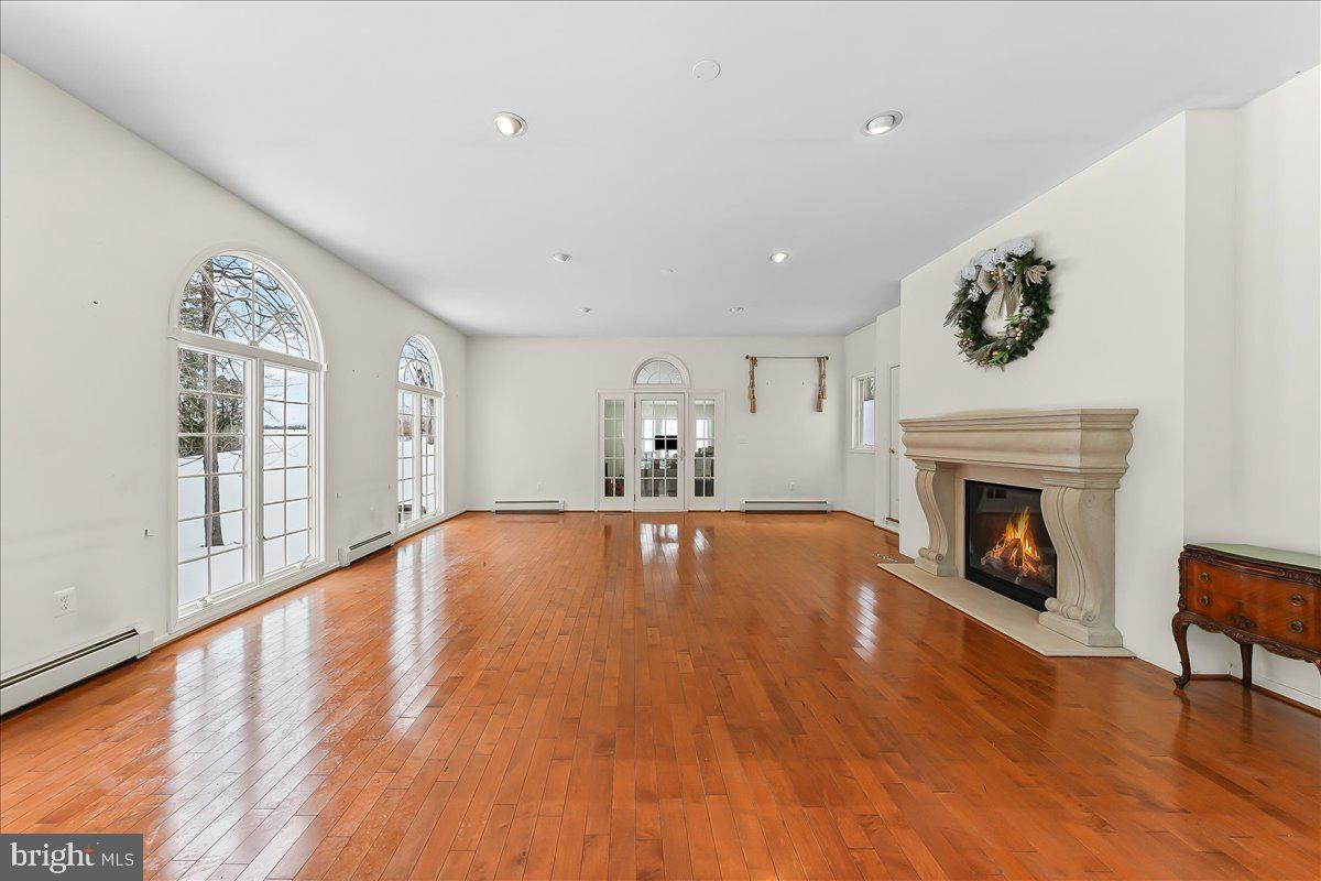 116 Deer Path Chadds Ford, PA 19317 - Photo 19 of 58 Huge Sunroom with fireplace