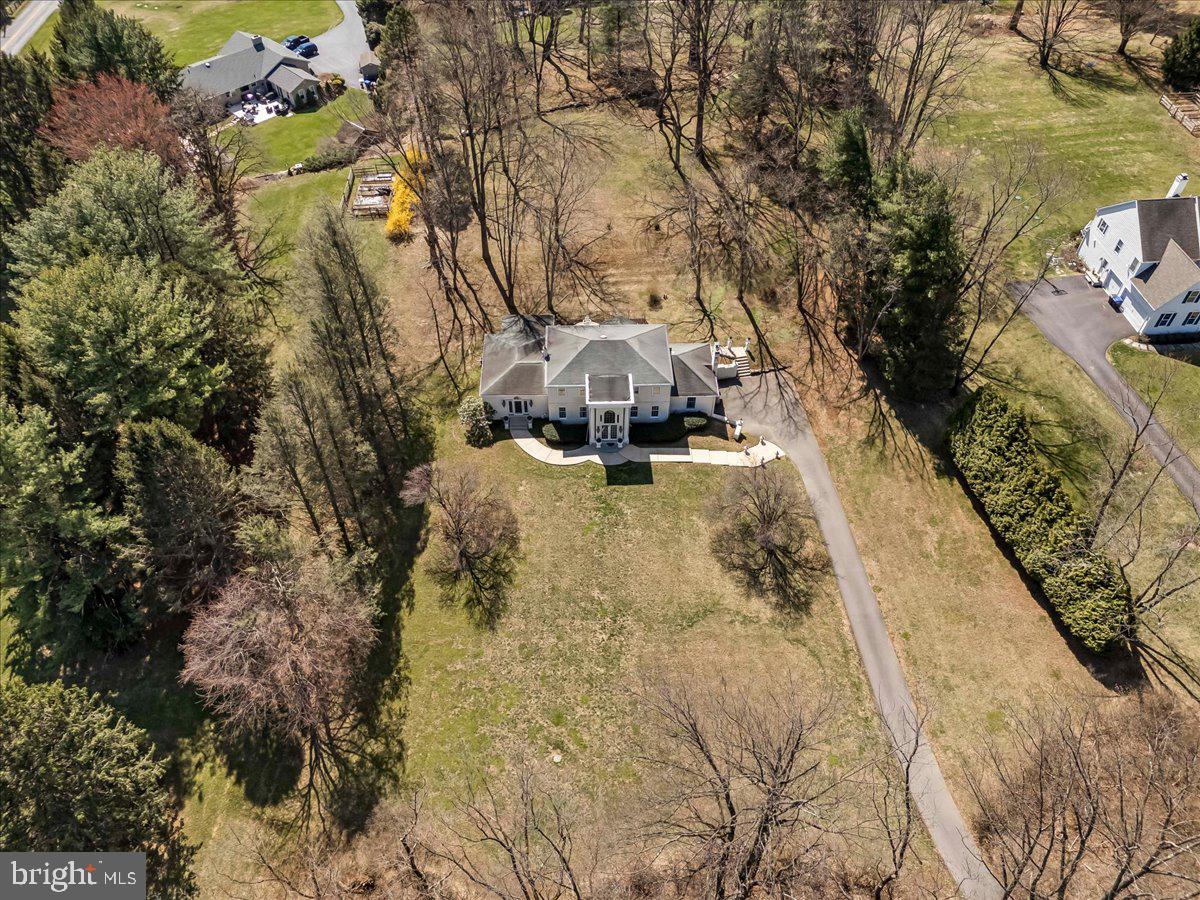 116 Deer Path Chadds Ford, PA 19317 - Photo 5 of 58 Some room to roam!