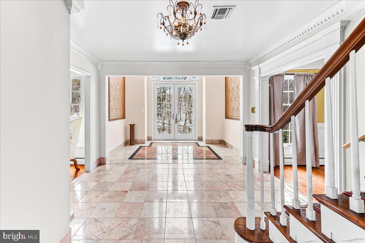 116 Deer Path Chadds Ford, PA 19317 - Photo 10 of 56 Foyer facing the front door
