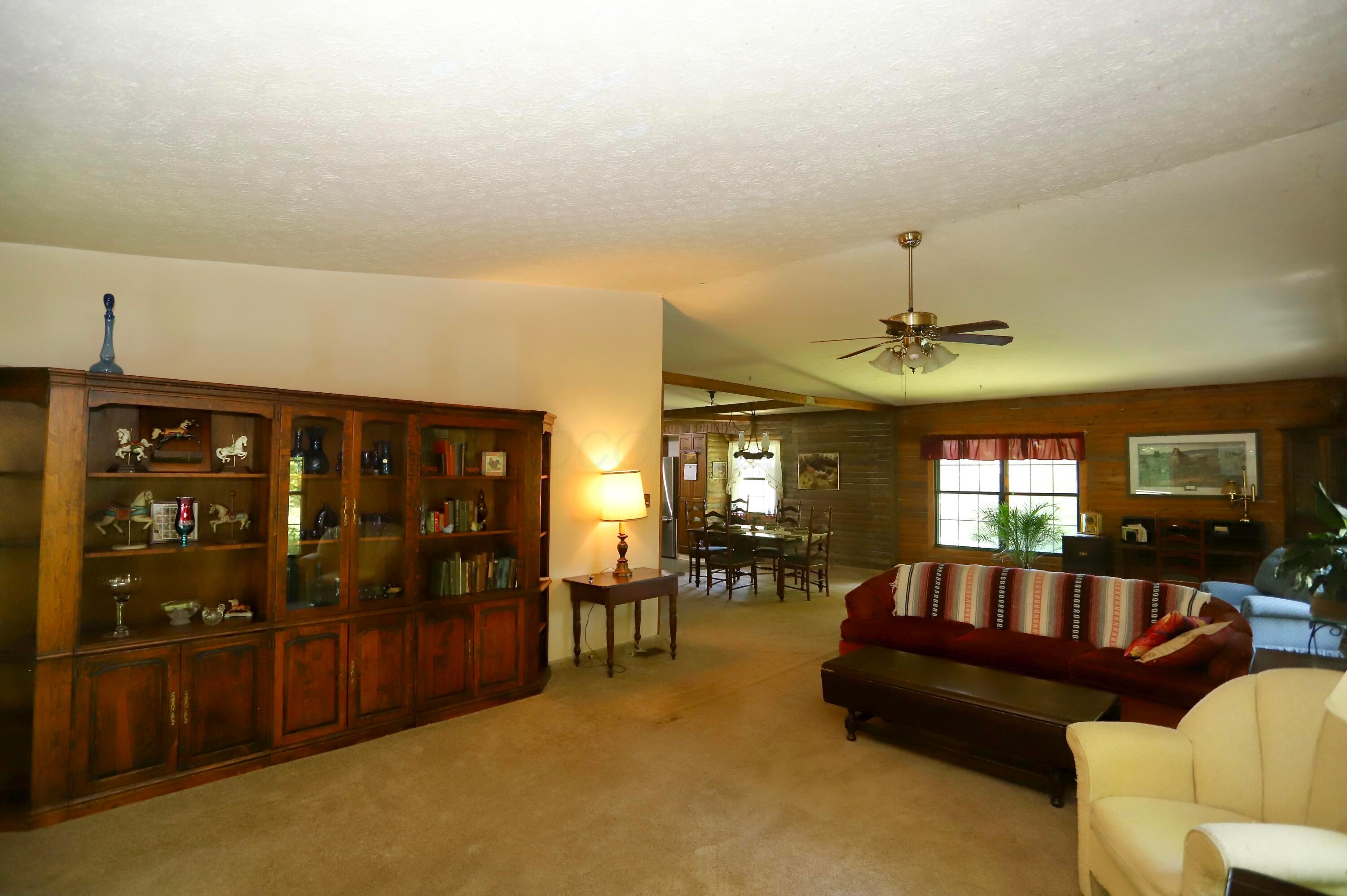 2727 Panhandle Road Delaware, OH 43015 - Photo 26 of 51 B3D3AE6D-1F1D-45EC-B48B-CD0AF47037D7_1_2