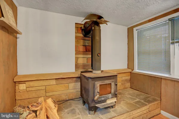 $2,200 | 24414 Graham Avenue, Smithsburg, MD 21783