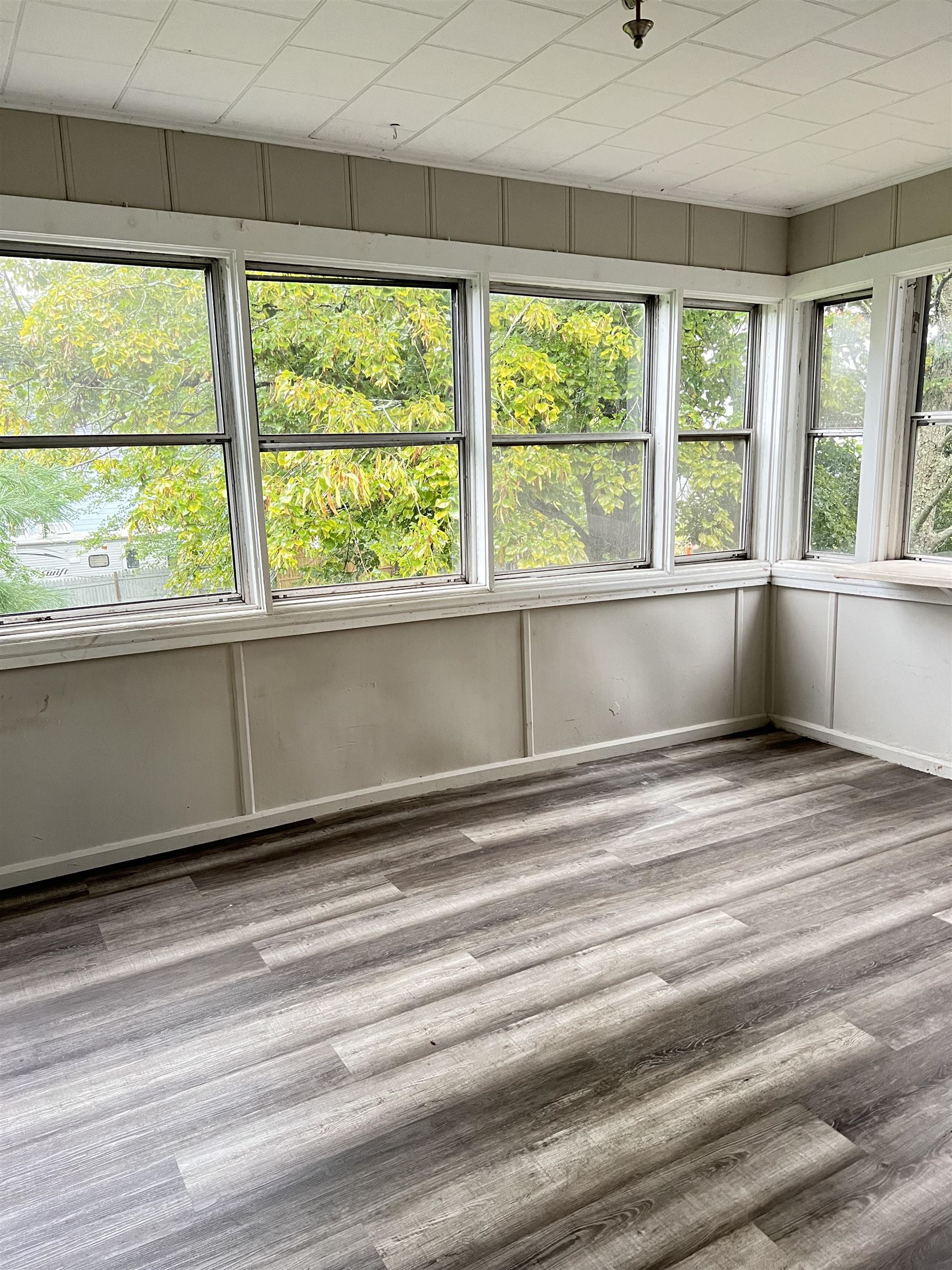 42 Lingard Street Manchester, NH 03103 - Photo 11 of 32