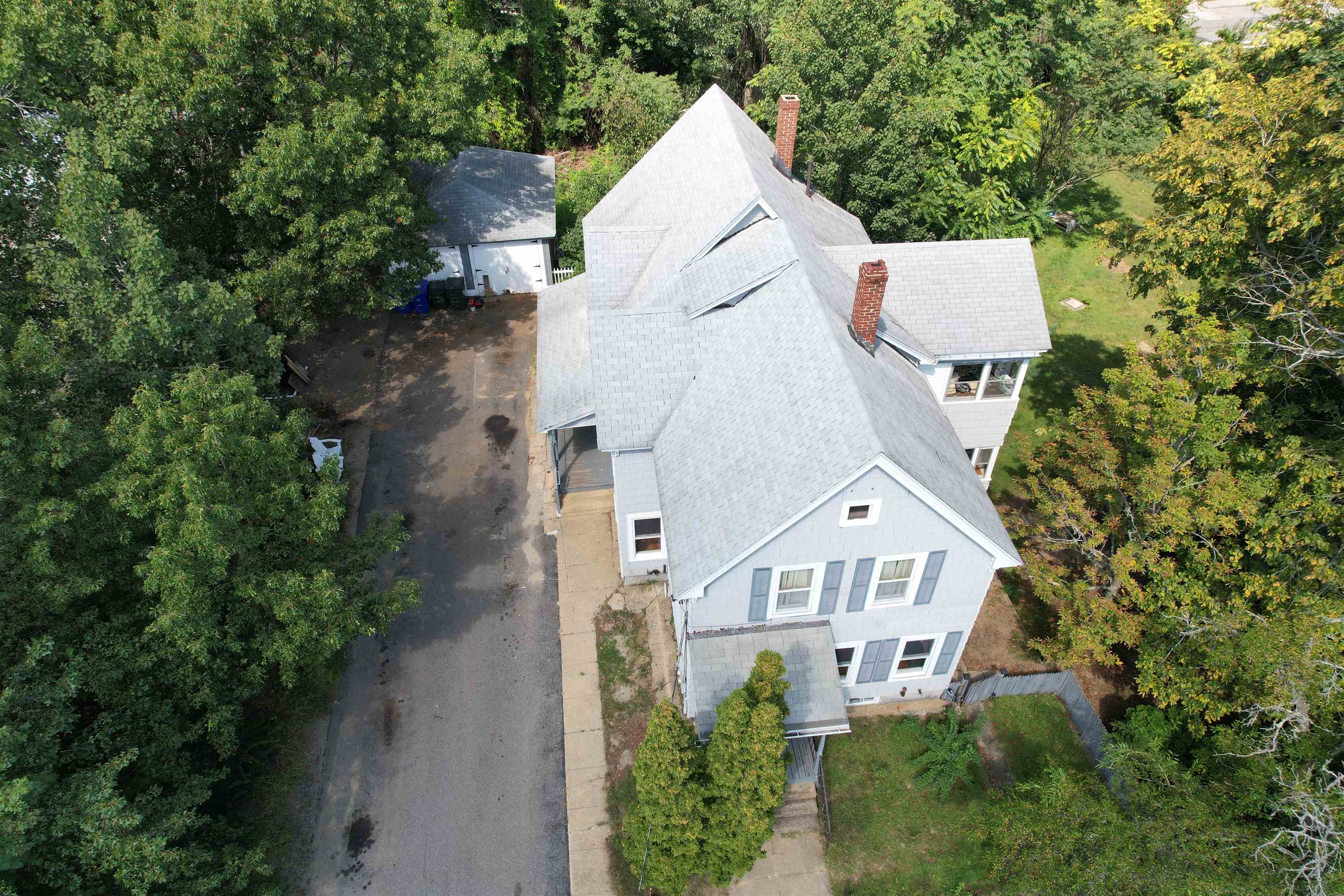 42 Lingard Street Manchester, NH 03103 - Photo 2 of 32