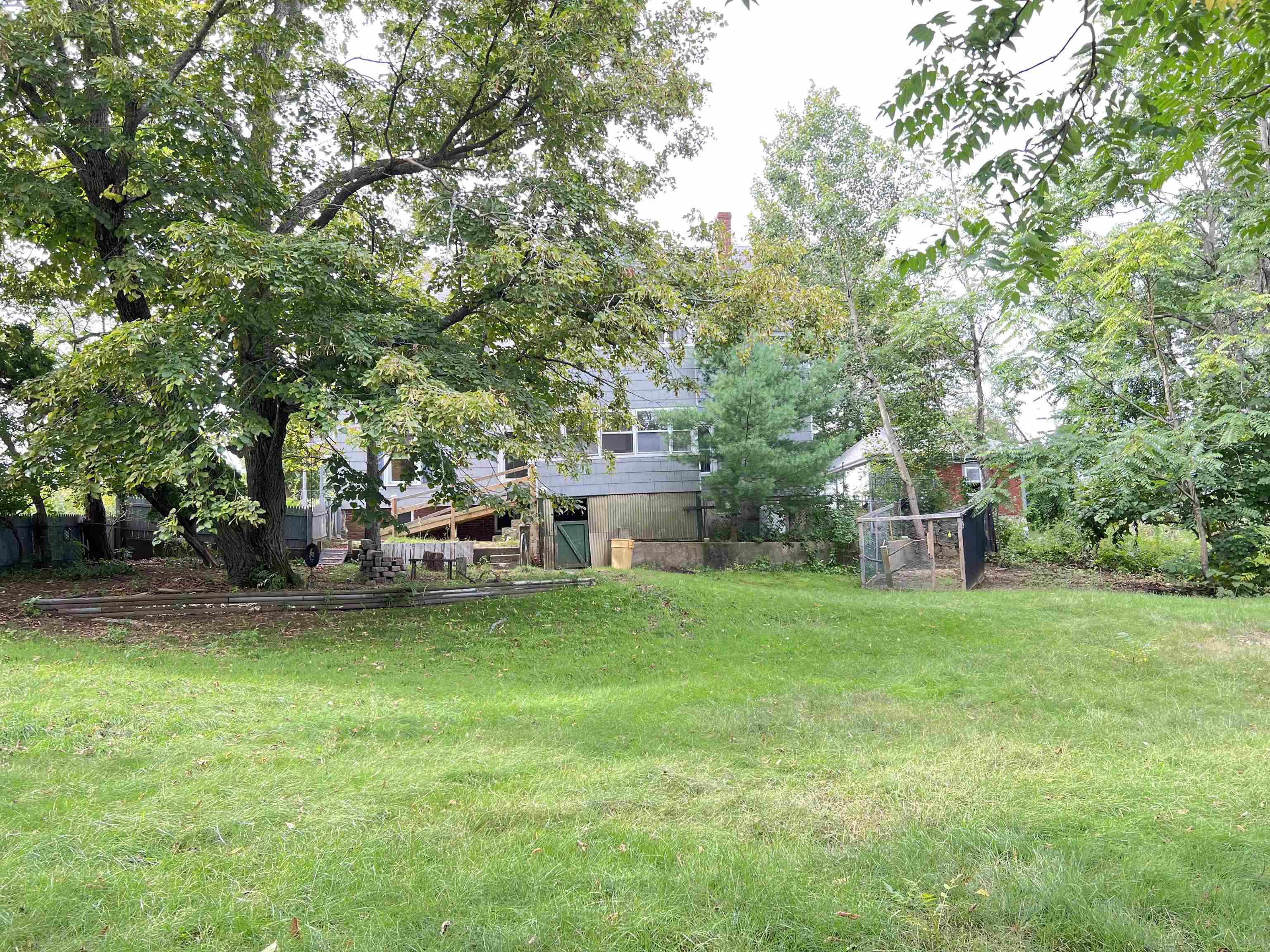 42 Lingard Street Manchester, NH 03103 - Photo 28 of 32