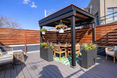 $900,000 | 1339 North Wolcott Avenue, Unit B, Chicago, IL 60622