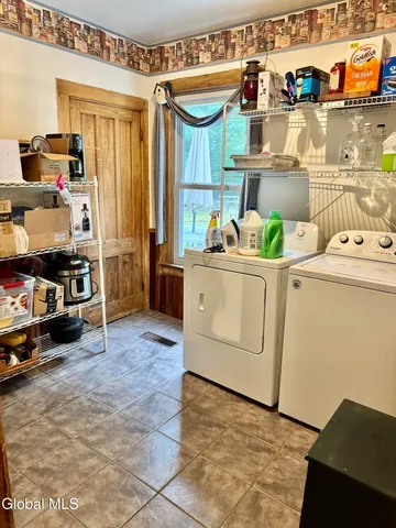 $425,750 | 81 Lohret Road, Argyle, NY 12809