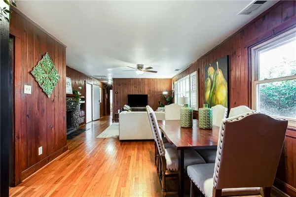 $2,800 | 4061 Lower Roswell Road, Marietta, GA 30068