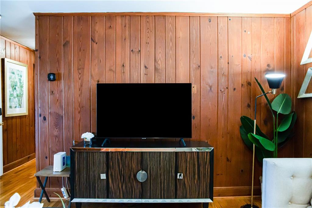 4061 Lower Roswell Road Marietta, GA 30068 - Photo 19 of 62