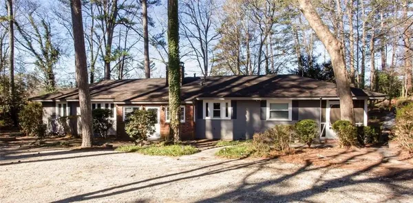 $2,800 | 4061 Lower Roswell Road, Marietta, GA 30068