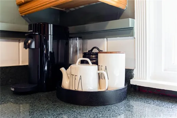 $2,800 | 4061 Lower Roswell Road, Marietta, GA 30068