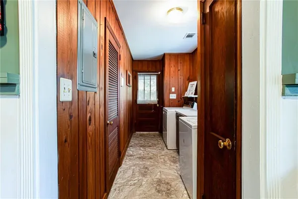 $2,800 | 4061 Lower Roswell Road, Marietta, GA 30068