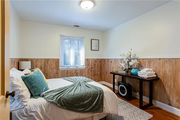 $2,800 | 4061 Lower Roswell Road, Marietta, GA 30068