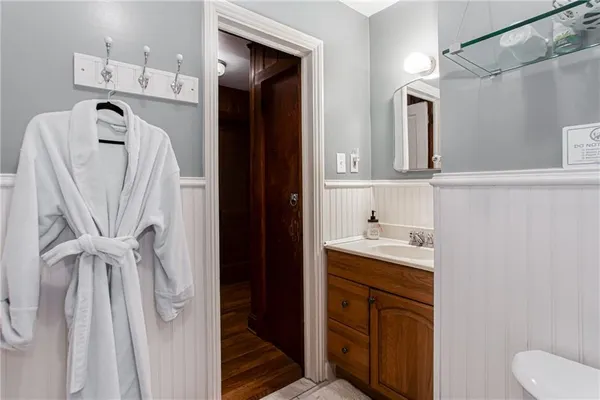 $2,800 | 4061 Lower Roswell Road, Marietta, GA 30068