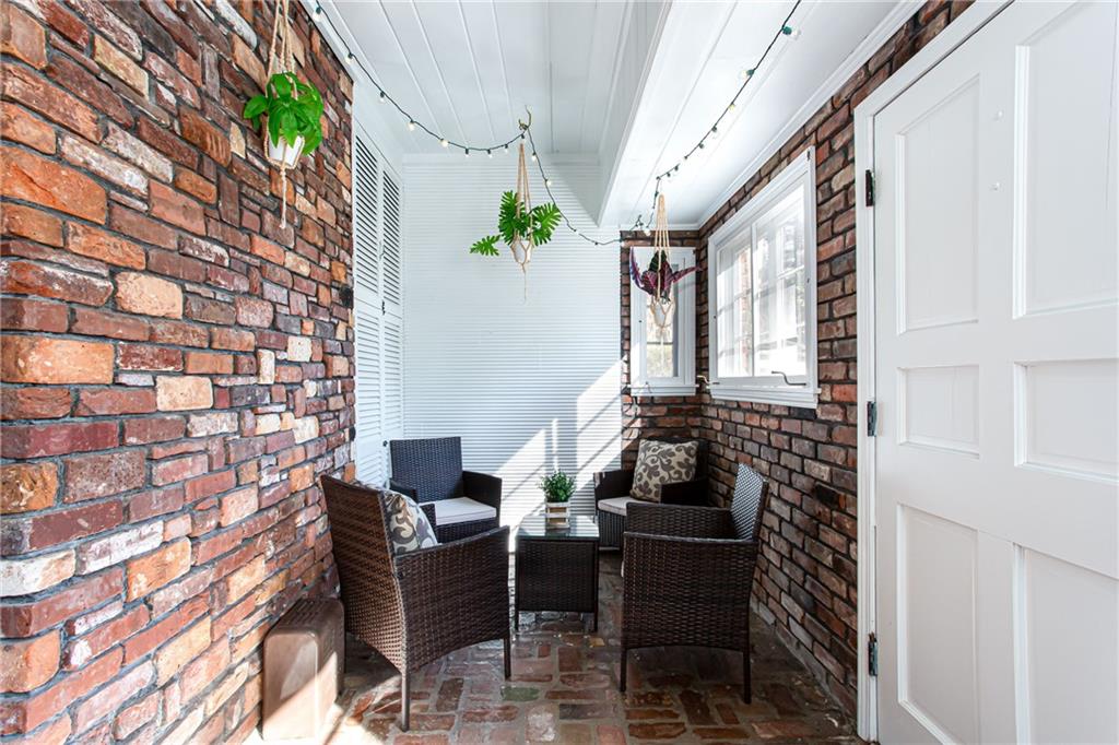 4061 Lower Roswell Road Marietta, GA 30068 - Photo 5 of 62