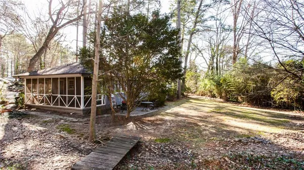 $2,800 | 4061 Lower Roswell Road, Marietta, GA 30068