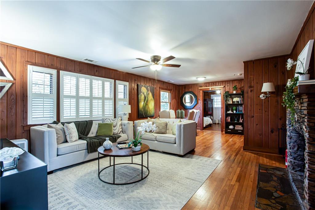 4061 Lower Roswell Road Marietta, GA 30068 - Photo 10 of 62