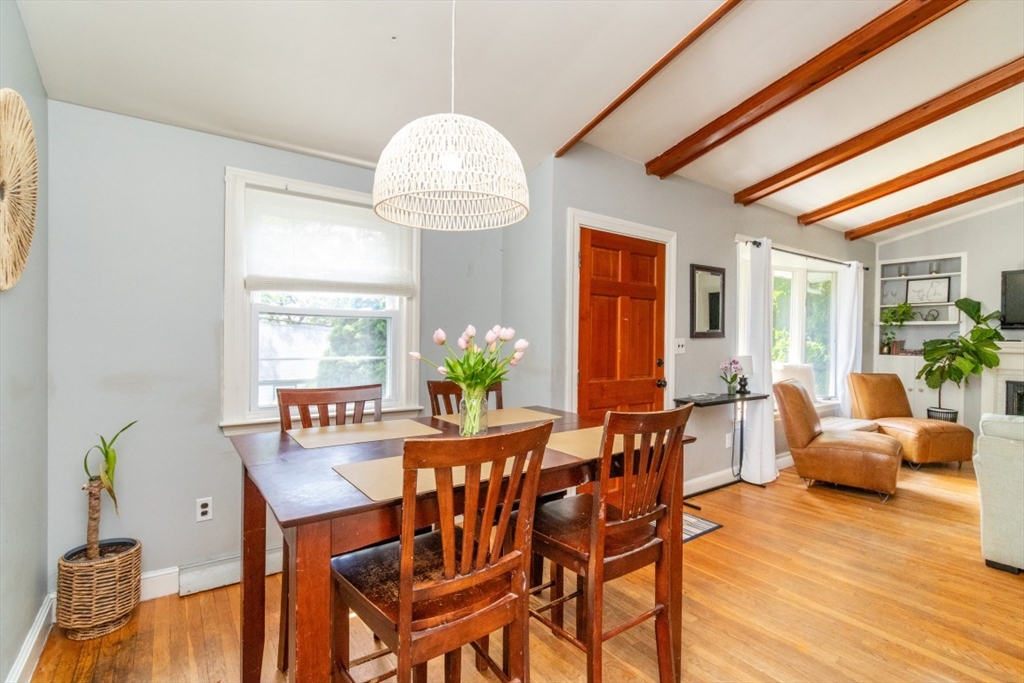 77 Clinton Road Weymouth, MA 02189 - Photo 7 of 38