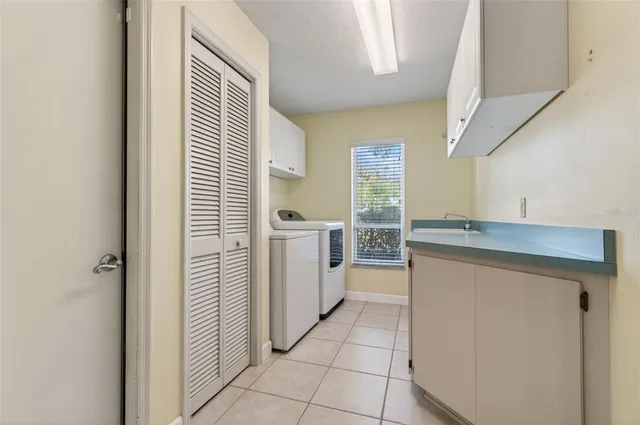 a view of a storage & utility room