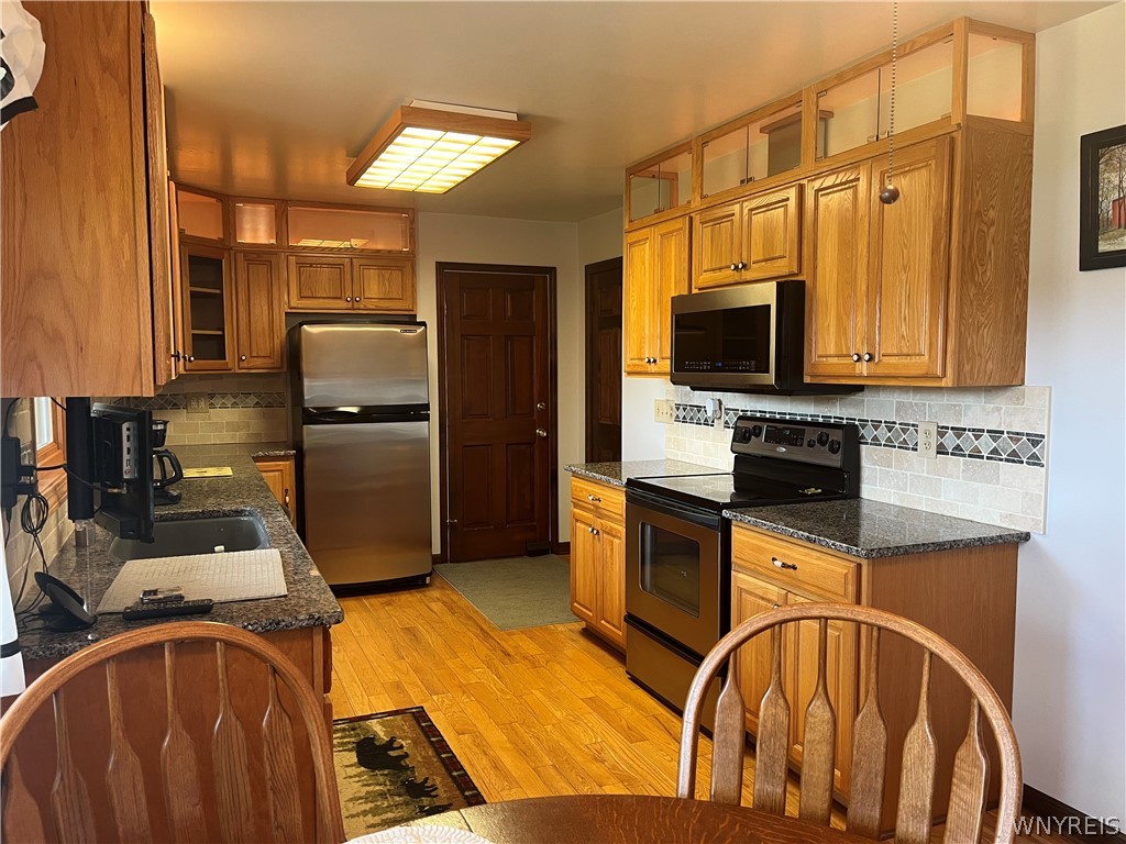 9832 Francis Road Batavia, NY 14020 - Photo 17 of 49