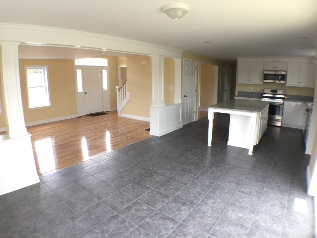 52 Bog View Road Kingston, MA 02364 - Photo 8 of 29 Gallery Image 8