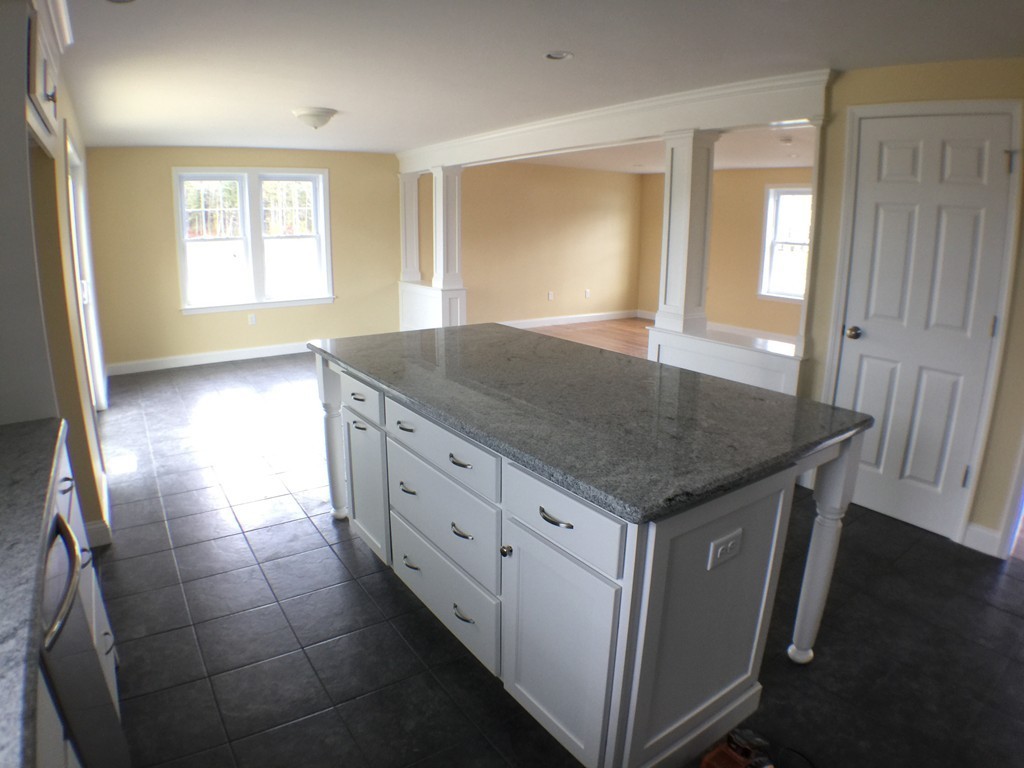 52 Bog View Road Kingston, MA 02364 - Photo 9 of 29 Gallery Image 9