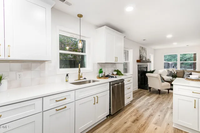 $350,000 | 209 East Lavender Avenue, Durham, NC 27704