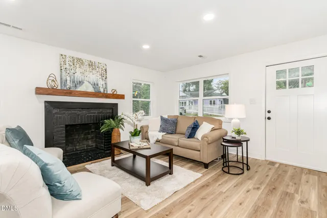 $350,000 | 209 East Lavender Avenue, Durham, NC 27704