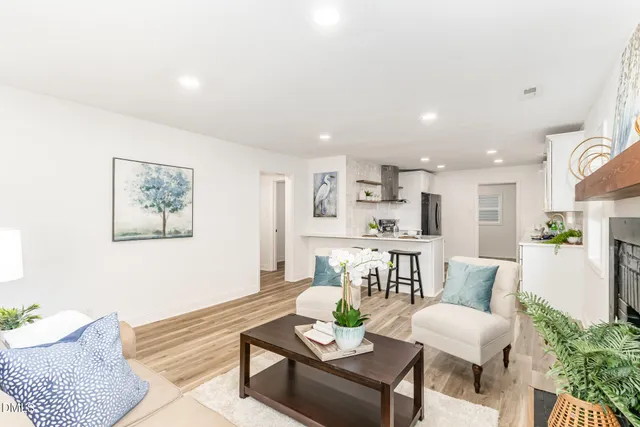 $350,000 | 209 East Lavender Avenue, Durham, NC 27704