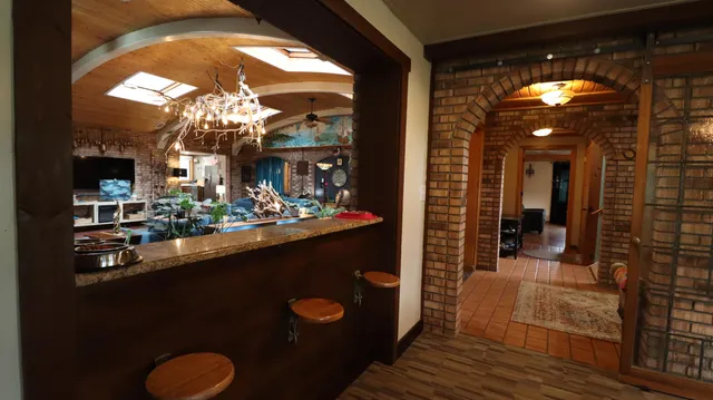 $1,249,999 | 10792 North 600 East, Demotte, IN 46310